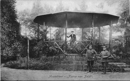 Internk-1916-003.jpg - De muziektent was van het muziekkorps van kamp Zeist. Waar hij gestaan heeft is niet precies duidelijk. Foto gemaakt in 1916.