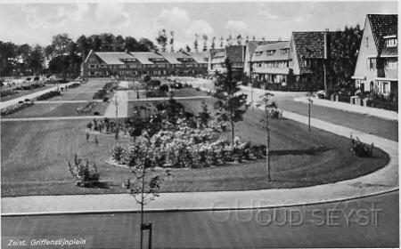 Griffenstijnsepl-1941-002.jpg - Het Griffensteijnseplein. Foto gemaakt in 1941.