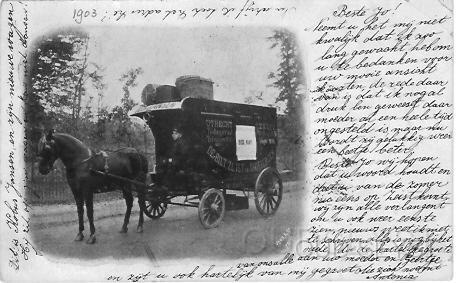 Zeisterbode-1903-001.jpg - Bode Utrecht-Zeist. De bodewagen van Weduwe Jansen omstreeks 1903, die het goederenvervoer verzorgde tussen Utrecht-De Bilt-Zeist en Driebergen.