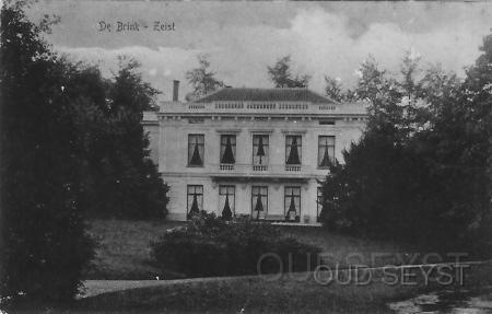 Utr.weg-1907-007.jpg - Buitenplaats “de Brink”, gebouwd in 1856, is gelegen aan de Utrechtscheweg (nr. 28) (nu nr. 82). Foto gemaakt in 1907.